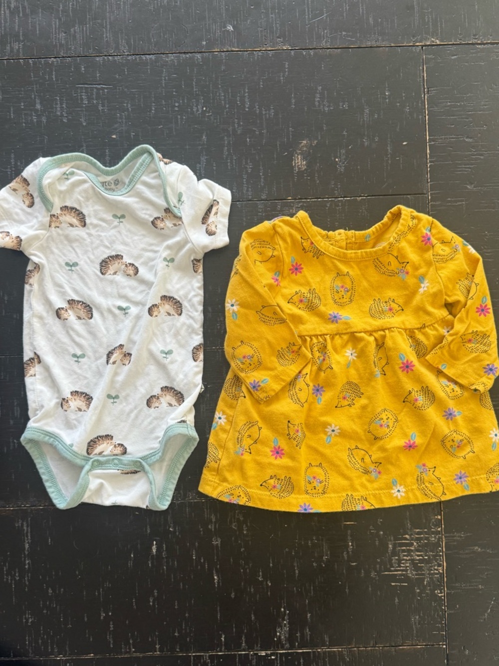 Two Pieces Hedgehog Bundle Size 0-3 Months